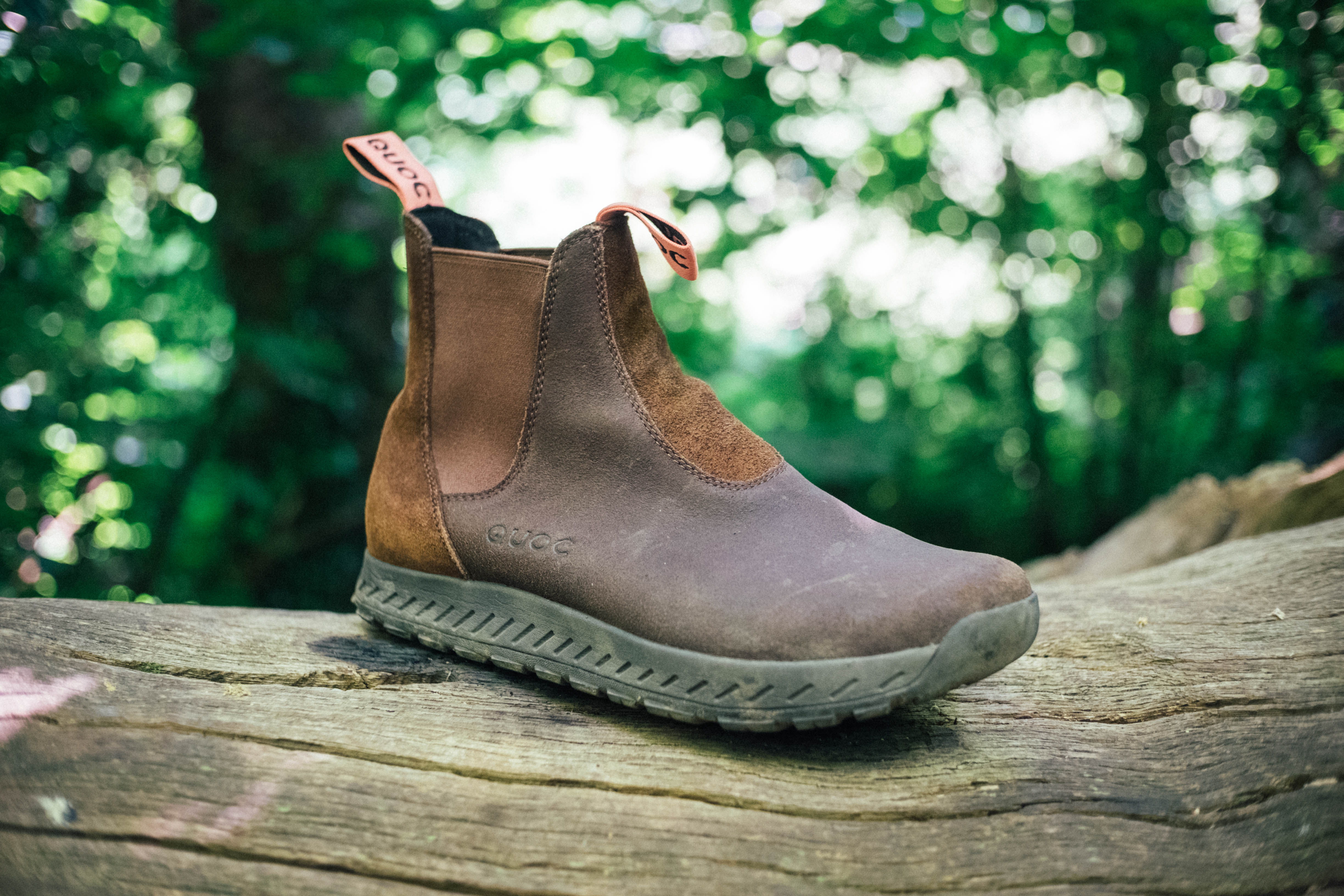 Quoc Chelsea Boots