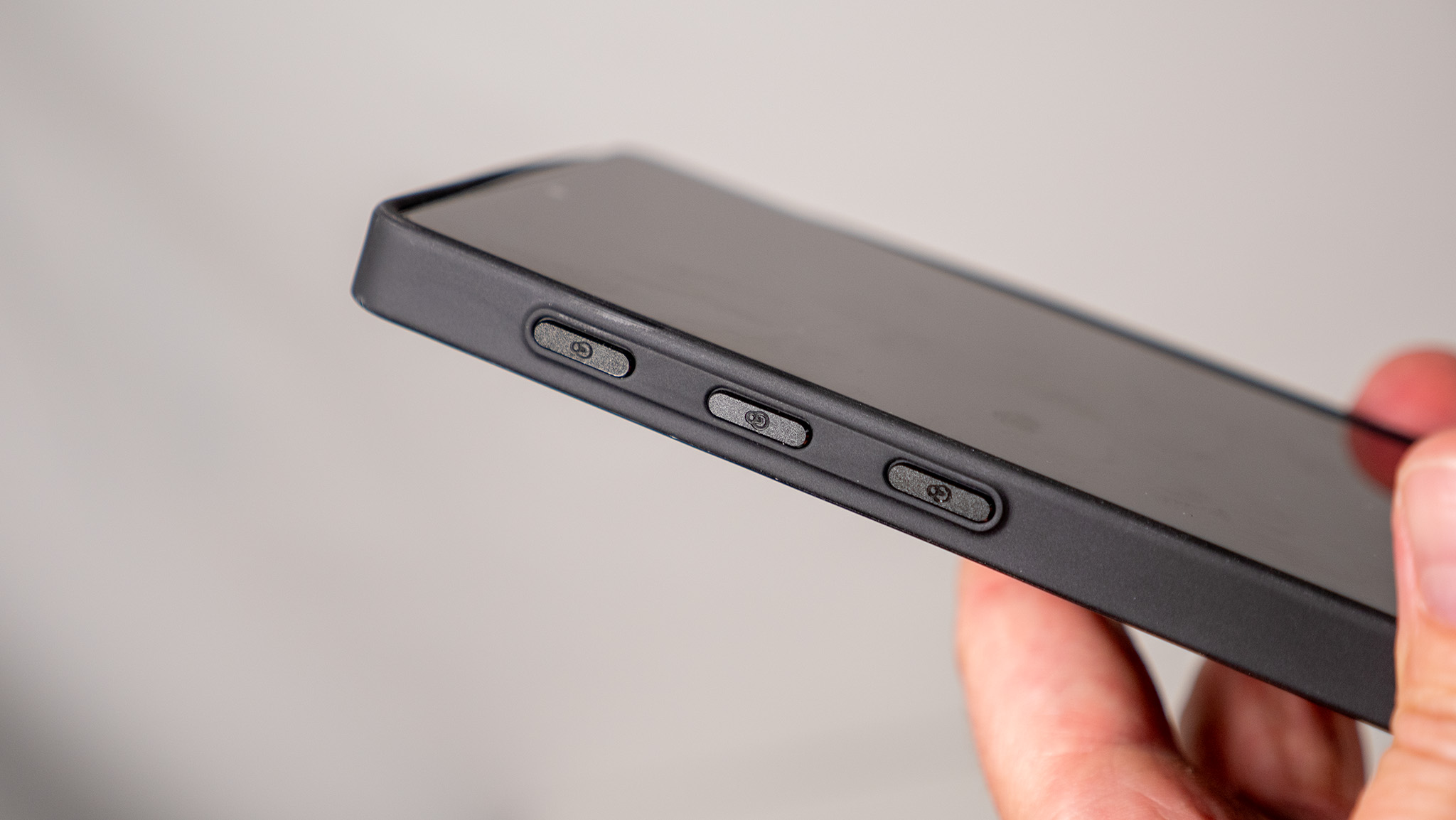 The black and gray Pitaka PinButton case for the Samsung Galaxy S25 Ultra