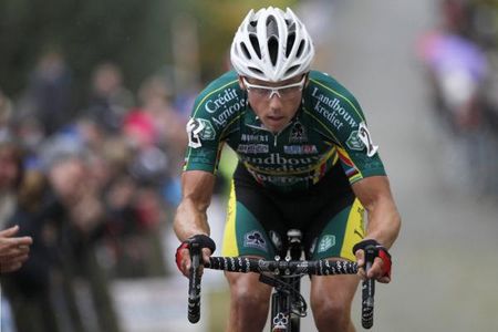 Sven Nys (Landbouwkrediet) would be denied an eighth straight win.