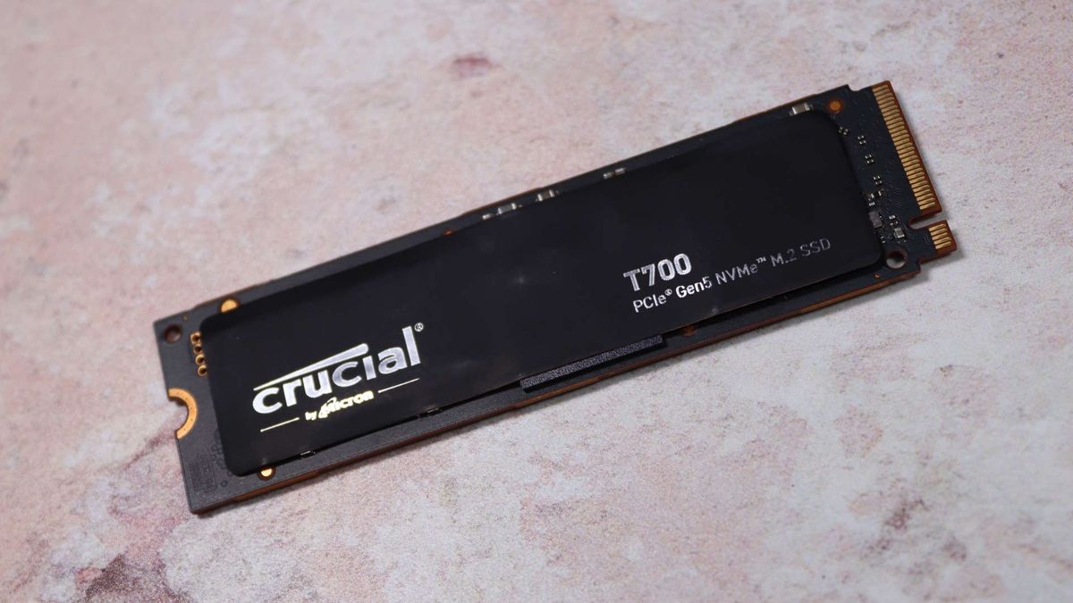 Crucial T700 SSD