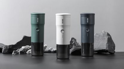 Brevoy Portable Espresso Maker group shot