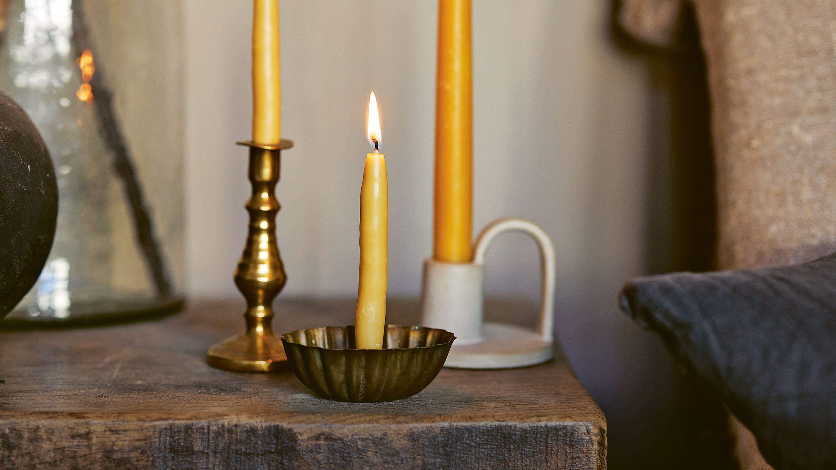 How to make candles: these bees wax-dipped candles are so easy