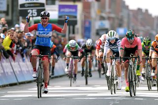 Kirsten Wild wins Gent-Wevelgem