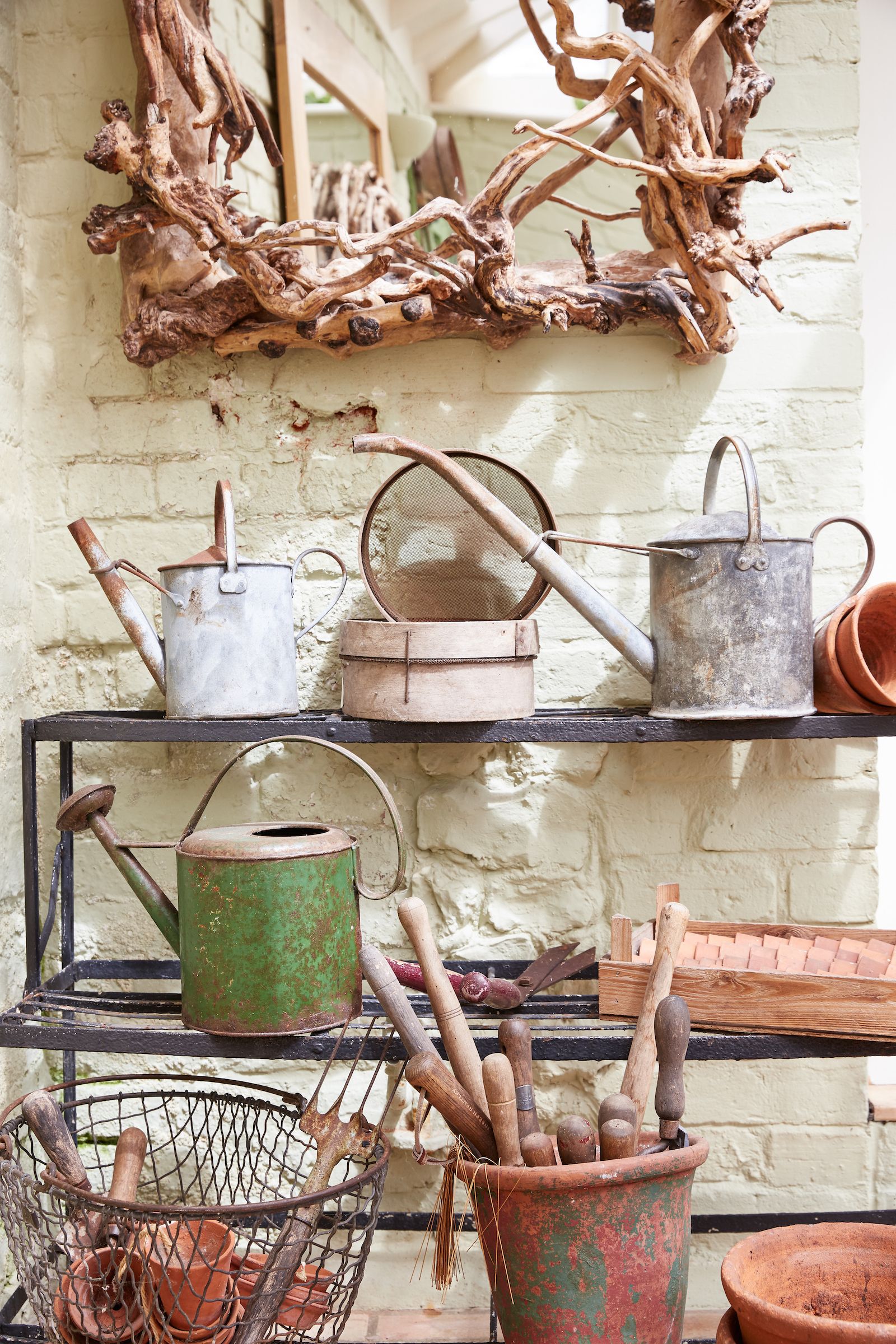 How to clean garden tools to make cutting and pruning easier Homes