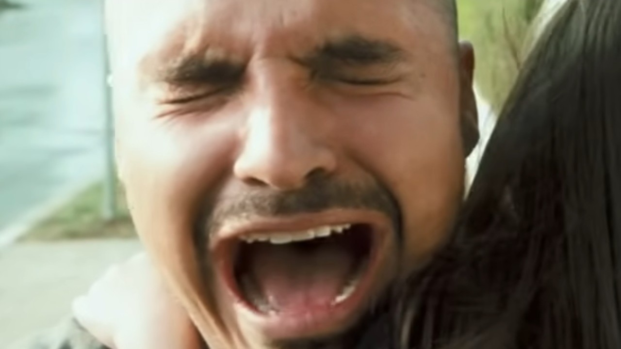 クラッシュで叫ぶマイケル・ペーニャ