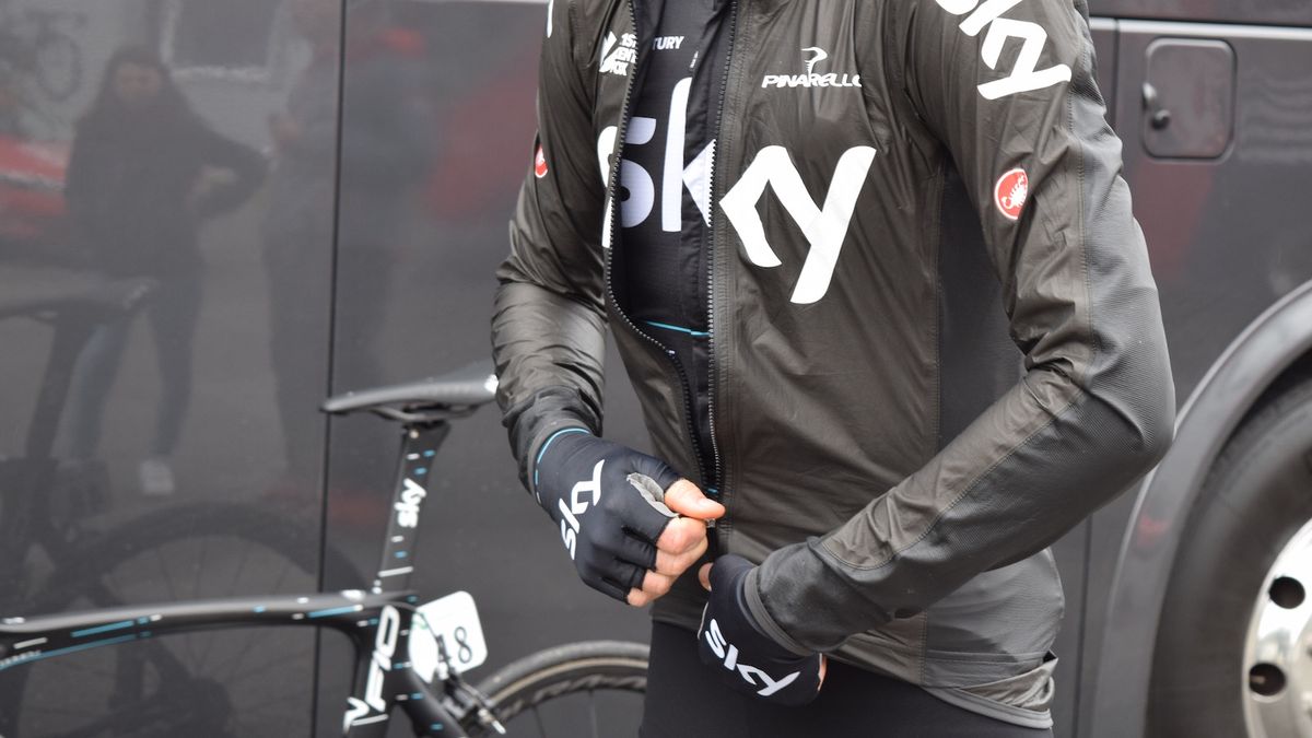 Team Sky wore an as yet unreleased Castelli jacket at the race