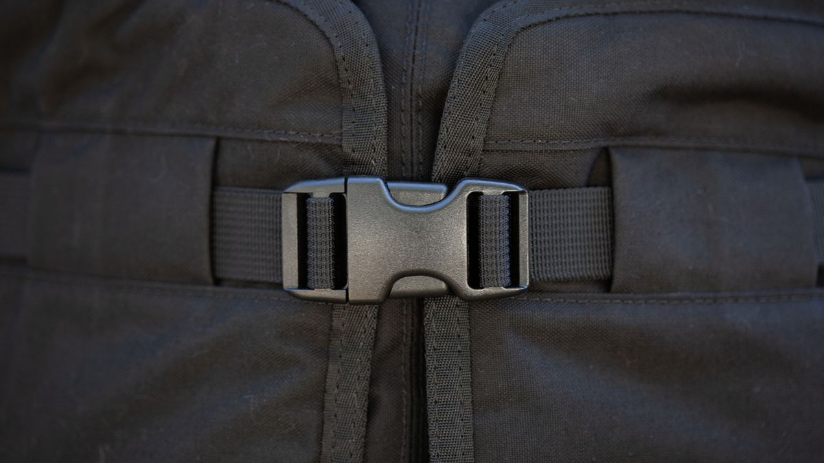 Mission Workshop Rhake front latch