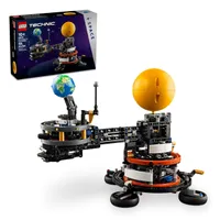 Planet Earth and Moon | $74.99$59.99 at Best Buy
Save $15 - Buy it if:
Don't buy it if:
Price check:💲 💲