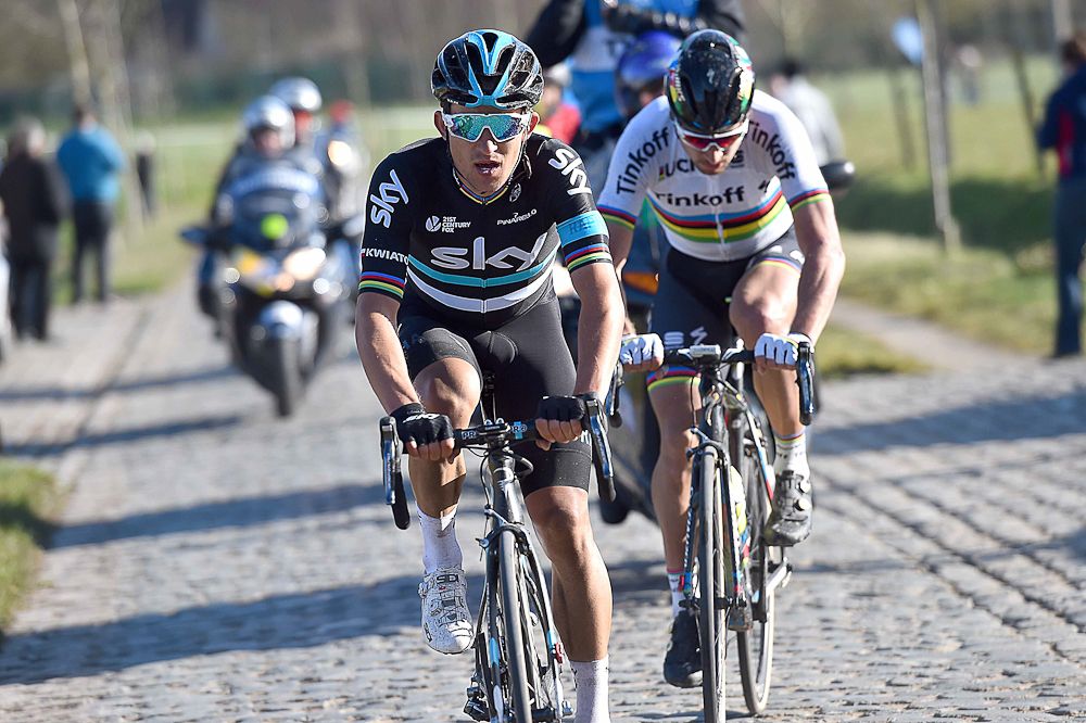 Michal Kwiatkowski and Peter Sagan escaped the lead group with about 30km to go at E3 Harelbeke.