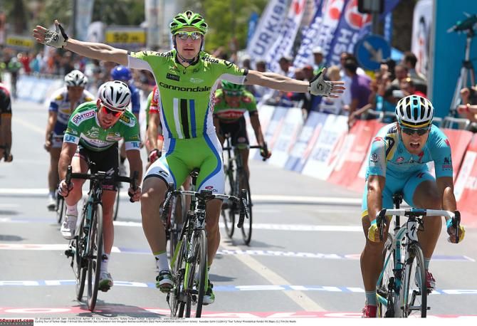 Elia Viviani (Cannondale) wins stage 7 in Turkey