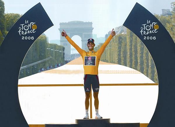 What the...? Caisse d'Epargne has released this photo of Oscar Pereiro