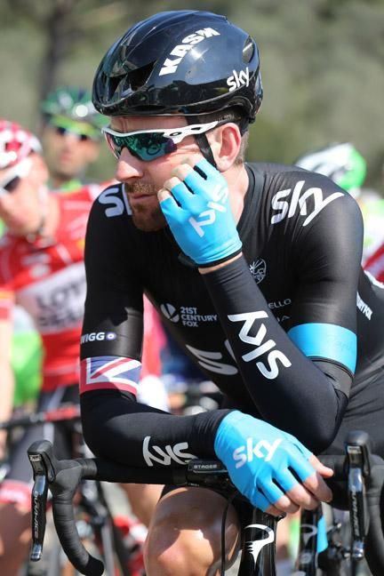 Bradley Wiggins takes some time to himself before the stage starts
