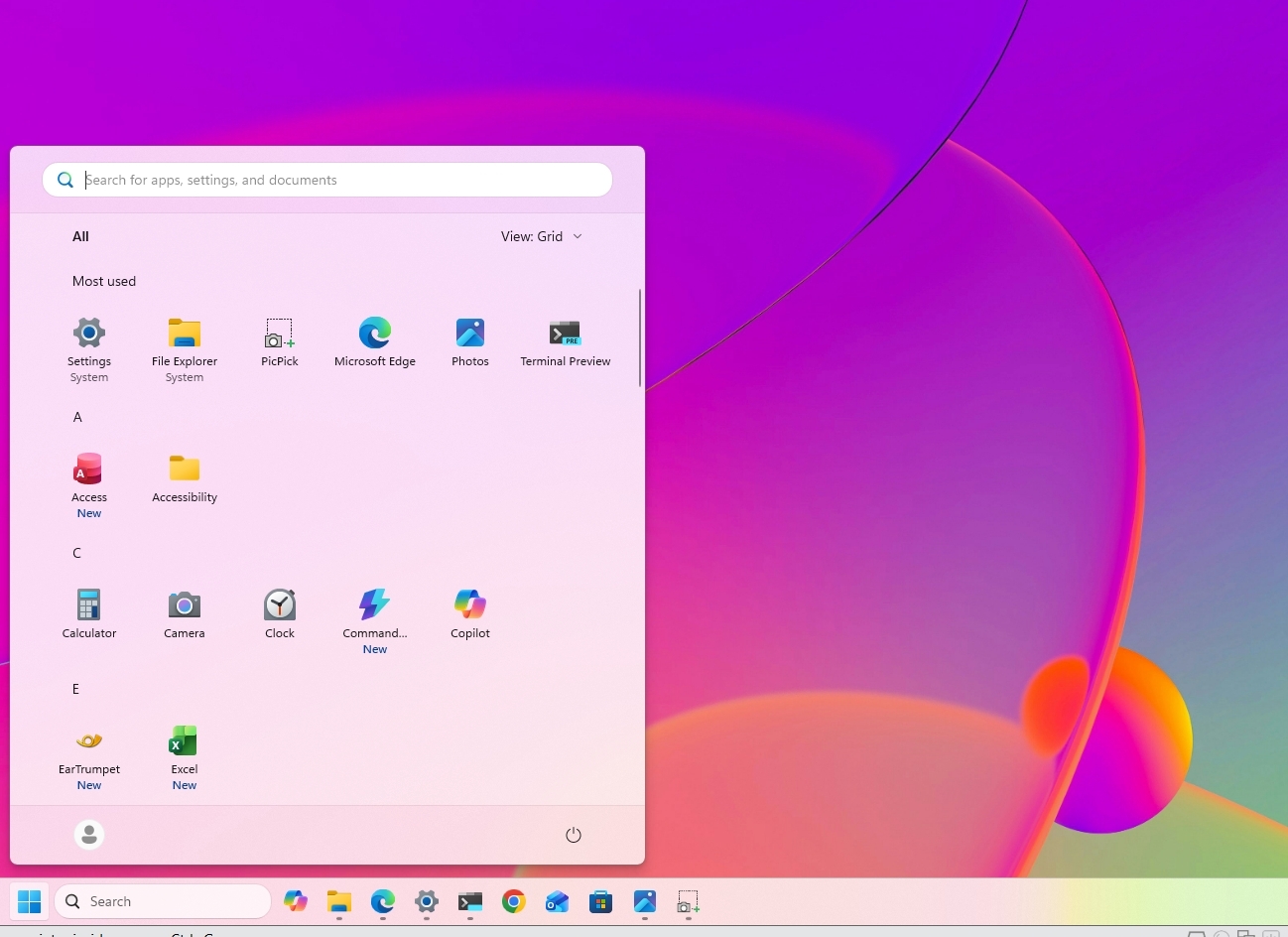 Windows 11 desktop with the new Start menu open.