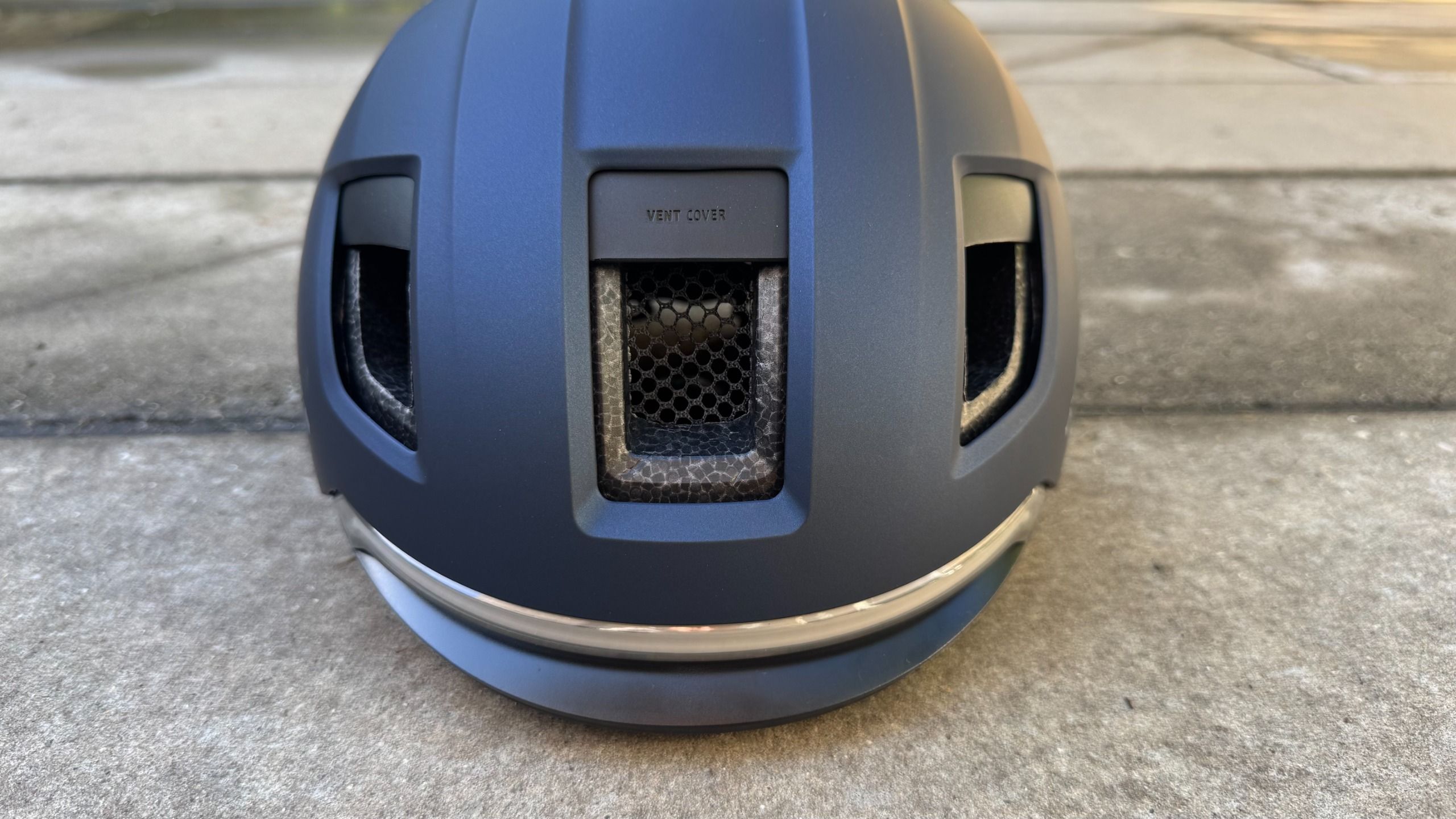 Abus Hyp-E helmet review: An urban e-bike helmet that's ready for anything, photo 6 of 8