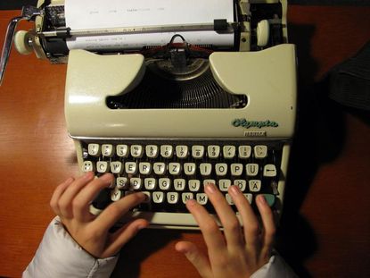 German politician: We'll counter U.S. spying by using typewriters