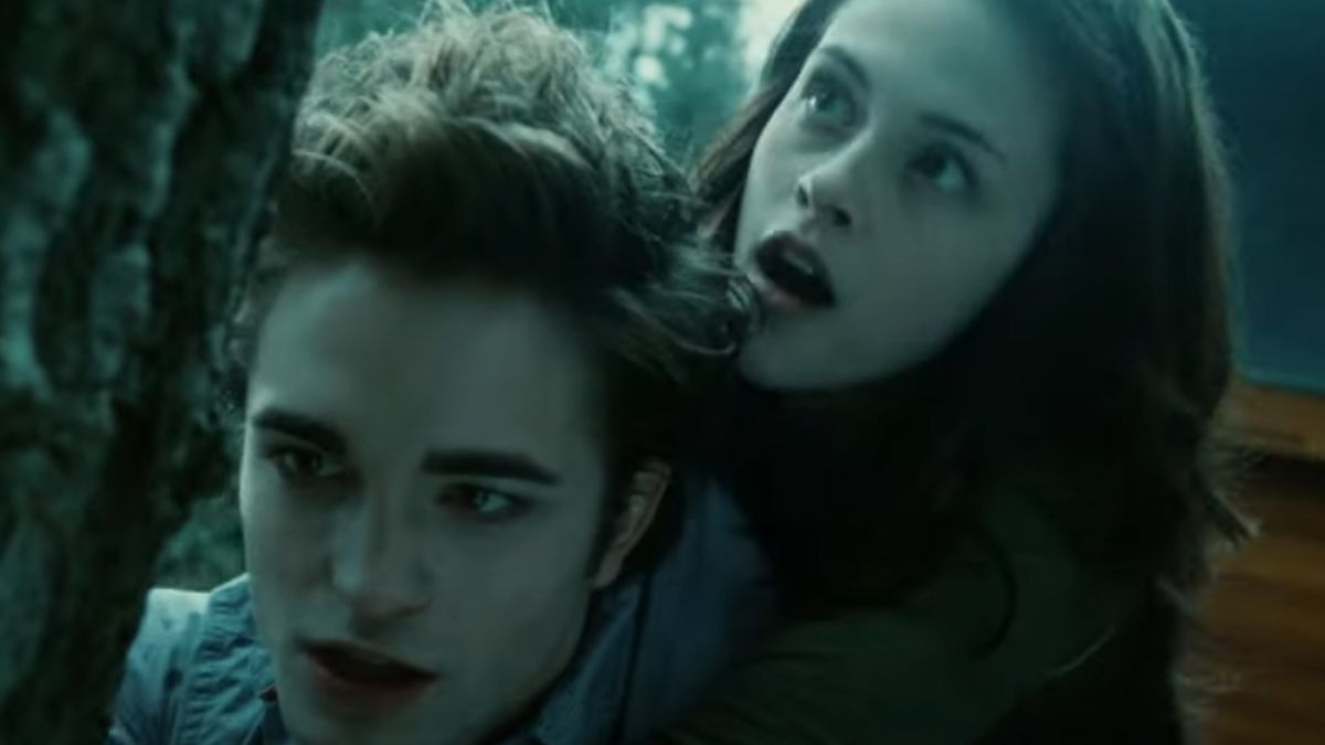 Kristen Stewart and Robert Pattinson in Twilight