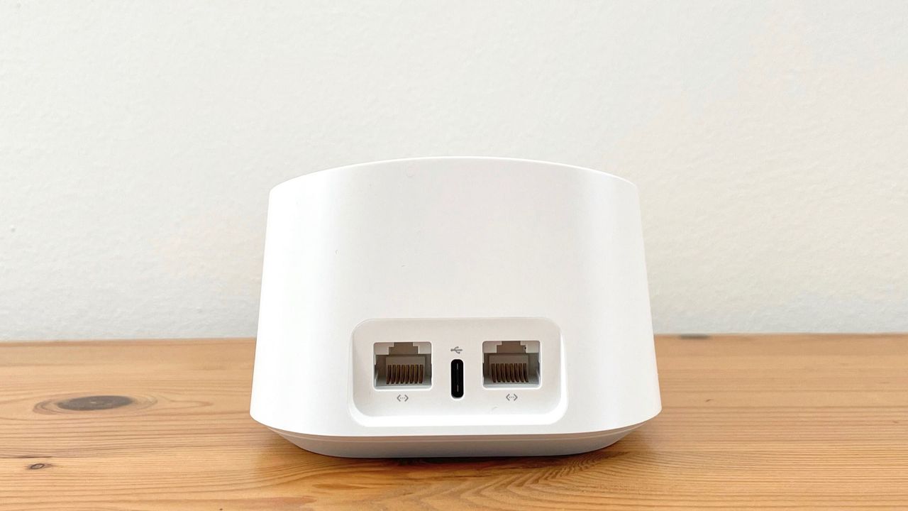 Eero 6+ on a wooden table