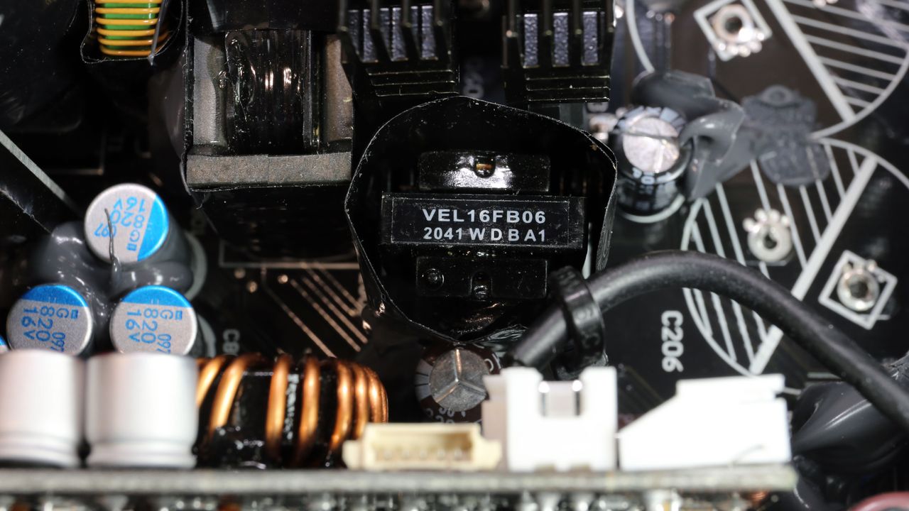 EVGA 1000 G6
