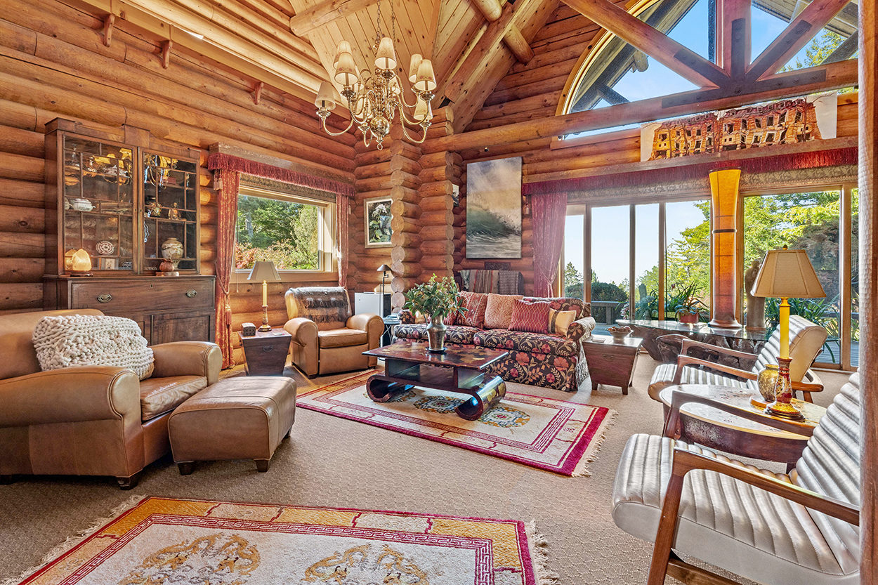 Log home interior