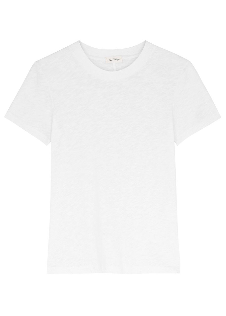 missing-image الجميع يصممون القميص الأبيض تحت صيحة البلوز