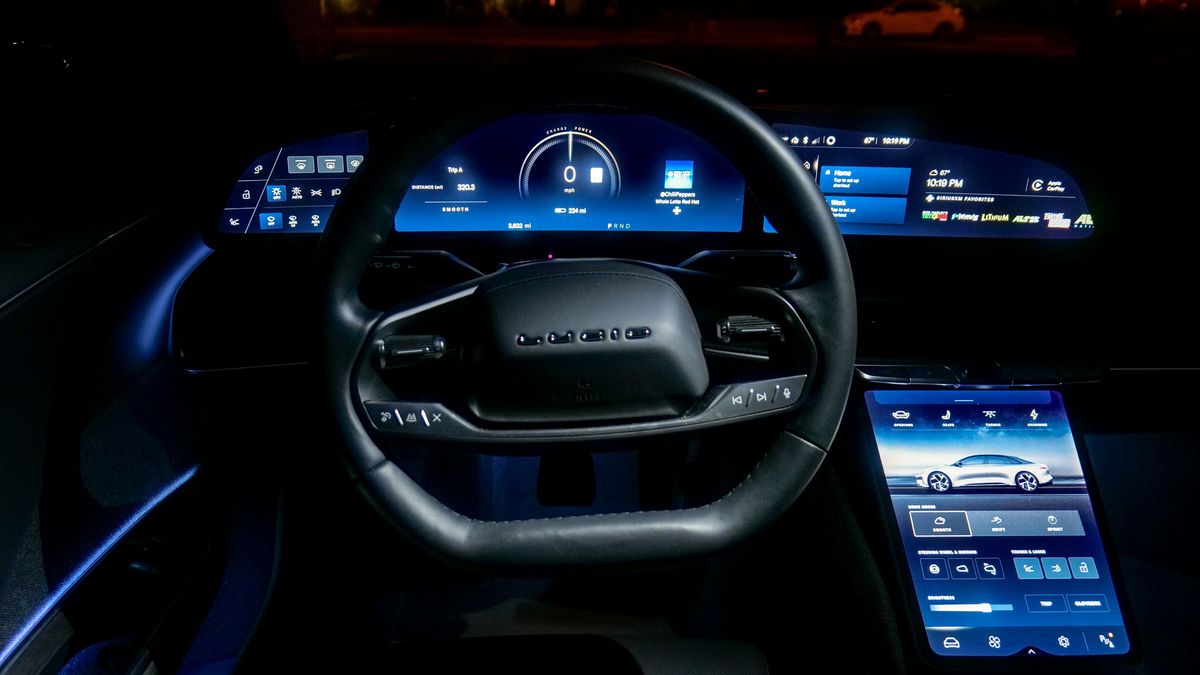 2025 Lucid Air Touring test drive.