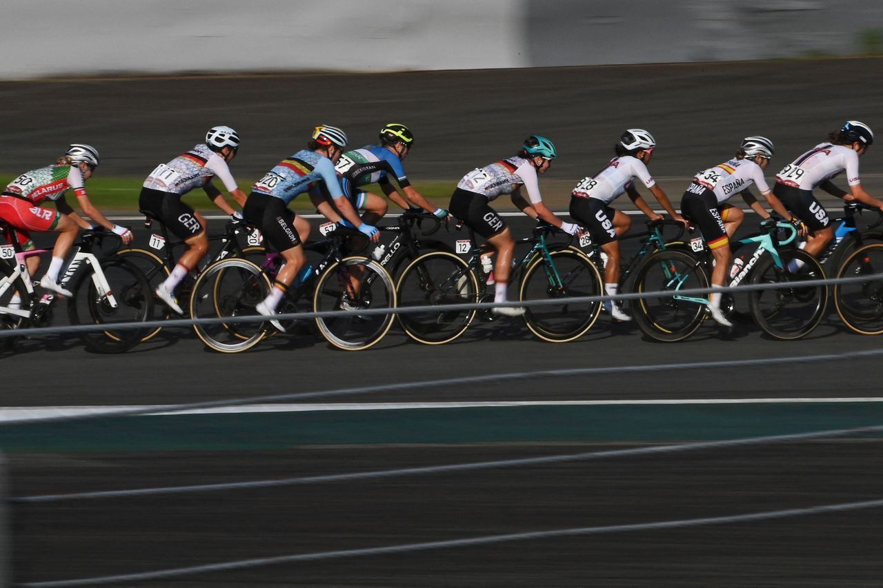 The peloton during the women&#039;s road race at the Tokyo Olympics