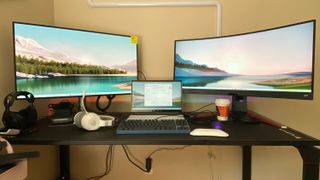 Secretlab Magnus Metal Desk