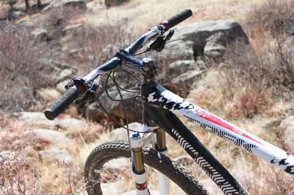 The Top Fuel 9.9 SSL is outfitted with Bontrager's best carbon Race Lite components