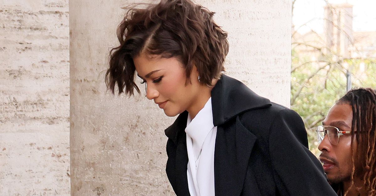 Zendaya Wore Black Trousers With This Classic Heeled Shoe Trend Zendaya Wore Black Trousers With This Classic Heeled Shoe Trend