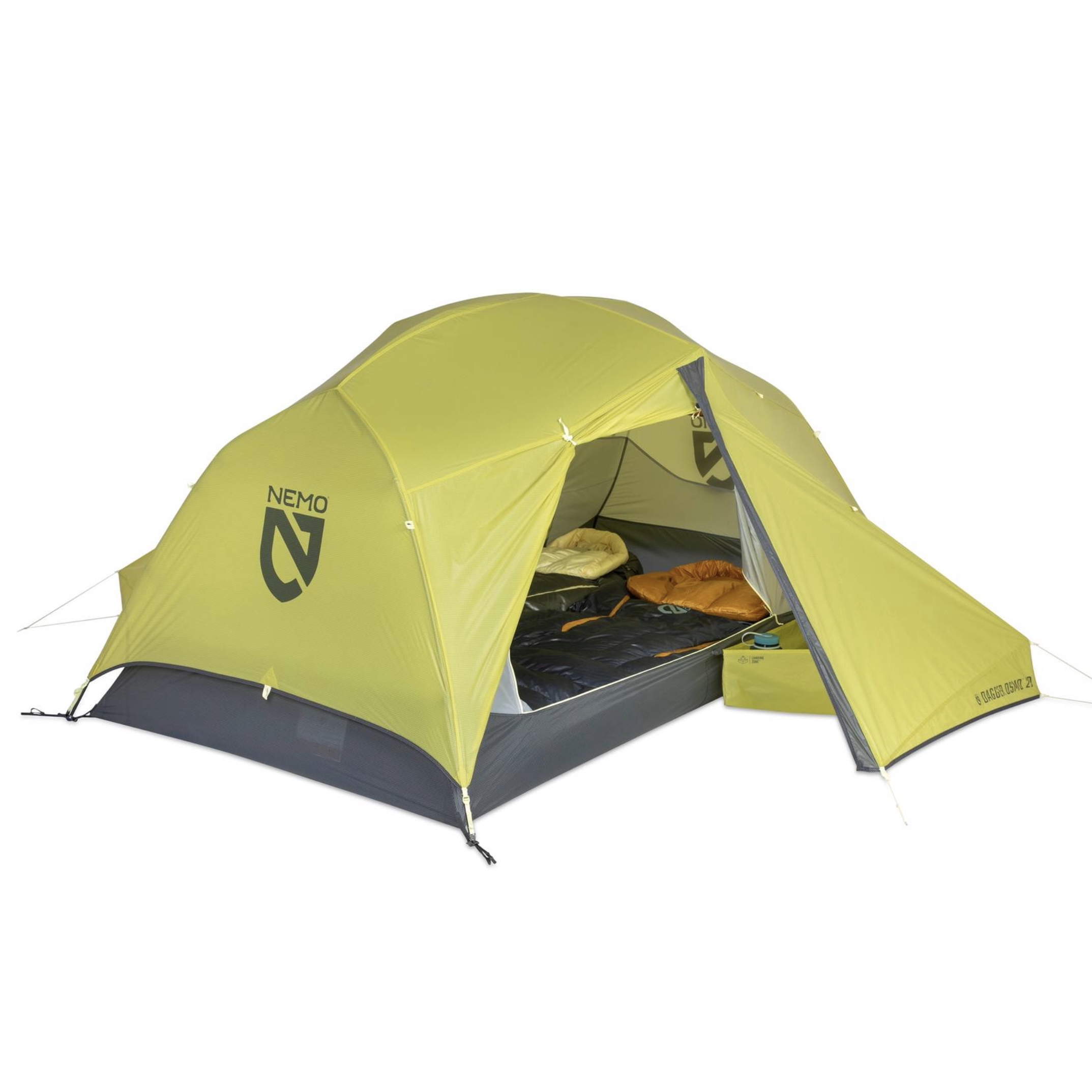 Nemo Dagger Osmo - studio shot