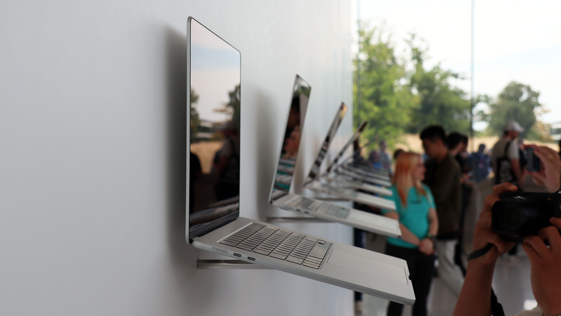 Apple already developing a 15-inch MacBook Air with M3 chip – Apple World  Today