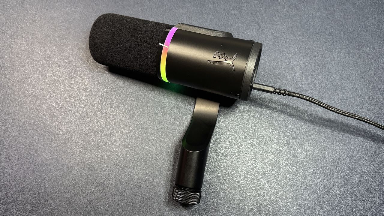 HyperX FlipCast