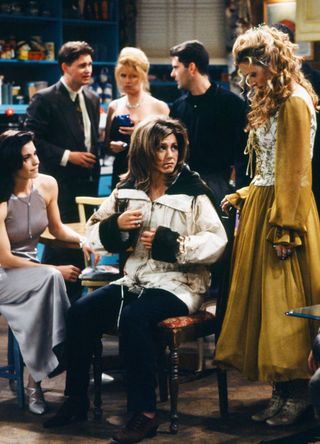 Courtney Cox, Jennifer Aniston and Lisa Kudrow in Friends.