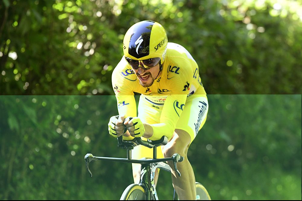 Julian Alaphilippe (Deceuninck-QuickStep) in the yellow jersey at the Tour de France, won the TT in Pau