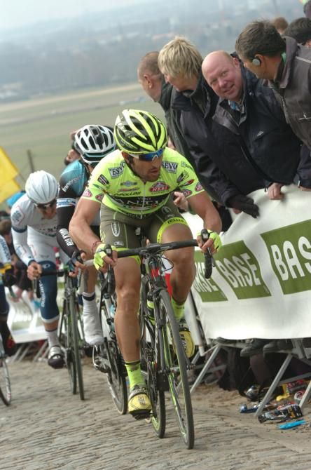 As he's show in recent weeks, Oscar Gatto (Vini Fantini-Selle Italia) seemed oblivious to the cold in Belgium.