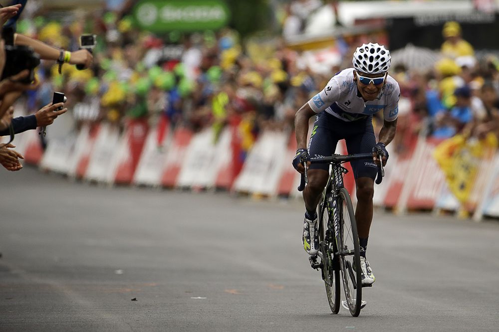 Nairo Quintana nears the finish of stage 19