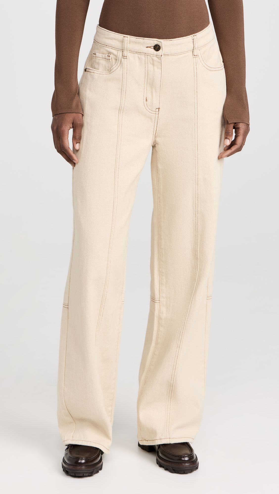 missing-image 9 أكبر اتجاهات الدنيم الربيعية التي يجب معرفتها