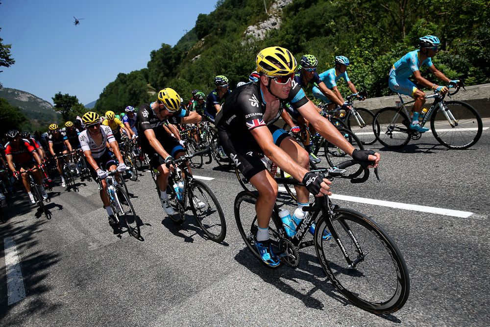 Team Sky rides the front for Chris Froome.
