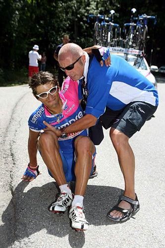 Daniele Bennati (Lampre-Fondital) crashed today, and pulled out