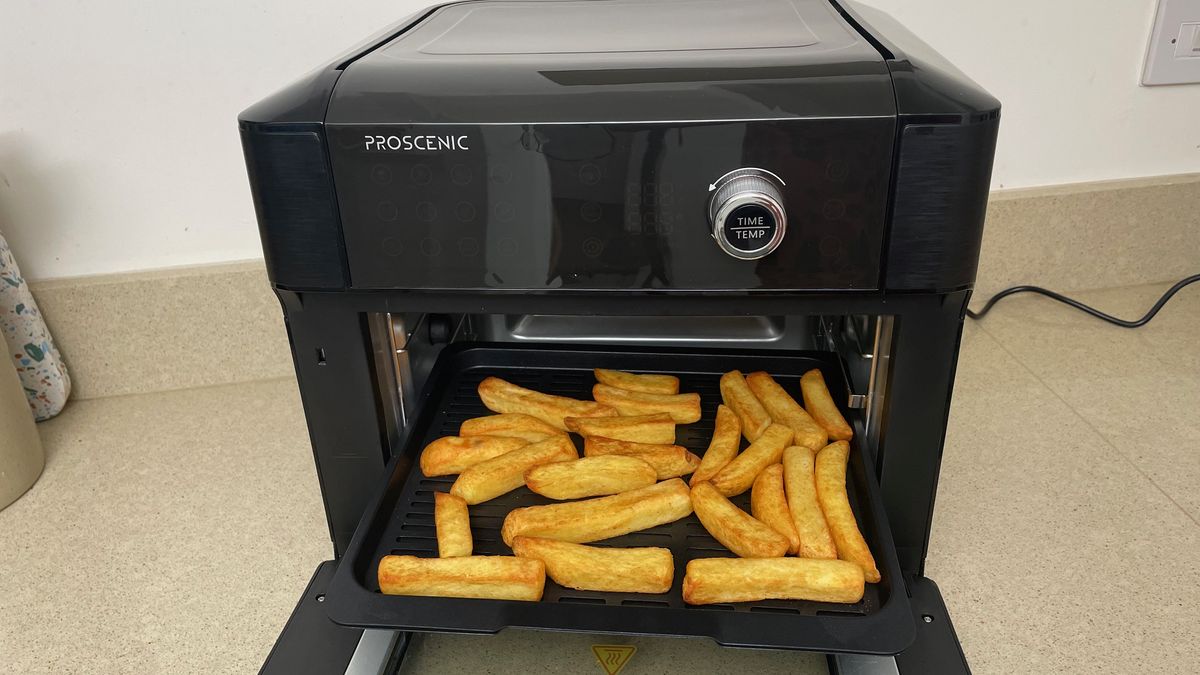 Proscenic T31 air fryer oven review it's a largecapacity, but has a