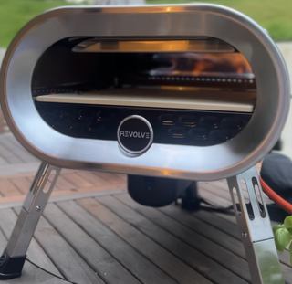 Testing the Revolve pizza oven