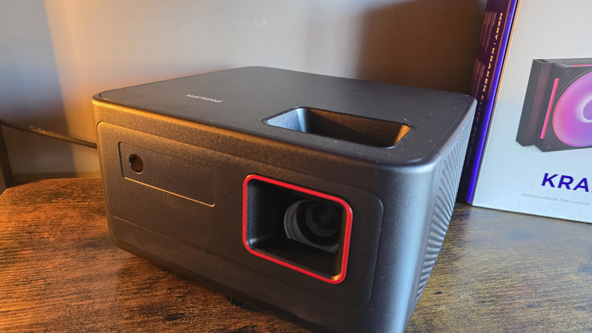 Philips GamePix 900 gaming projector