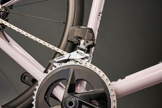 Specialized Aethos Comp and SRAM Rival AXS detail