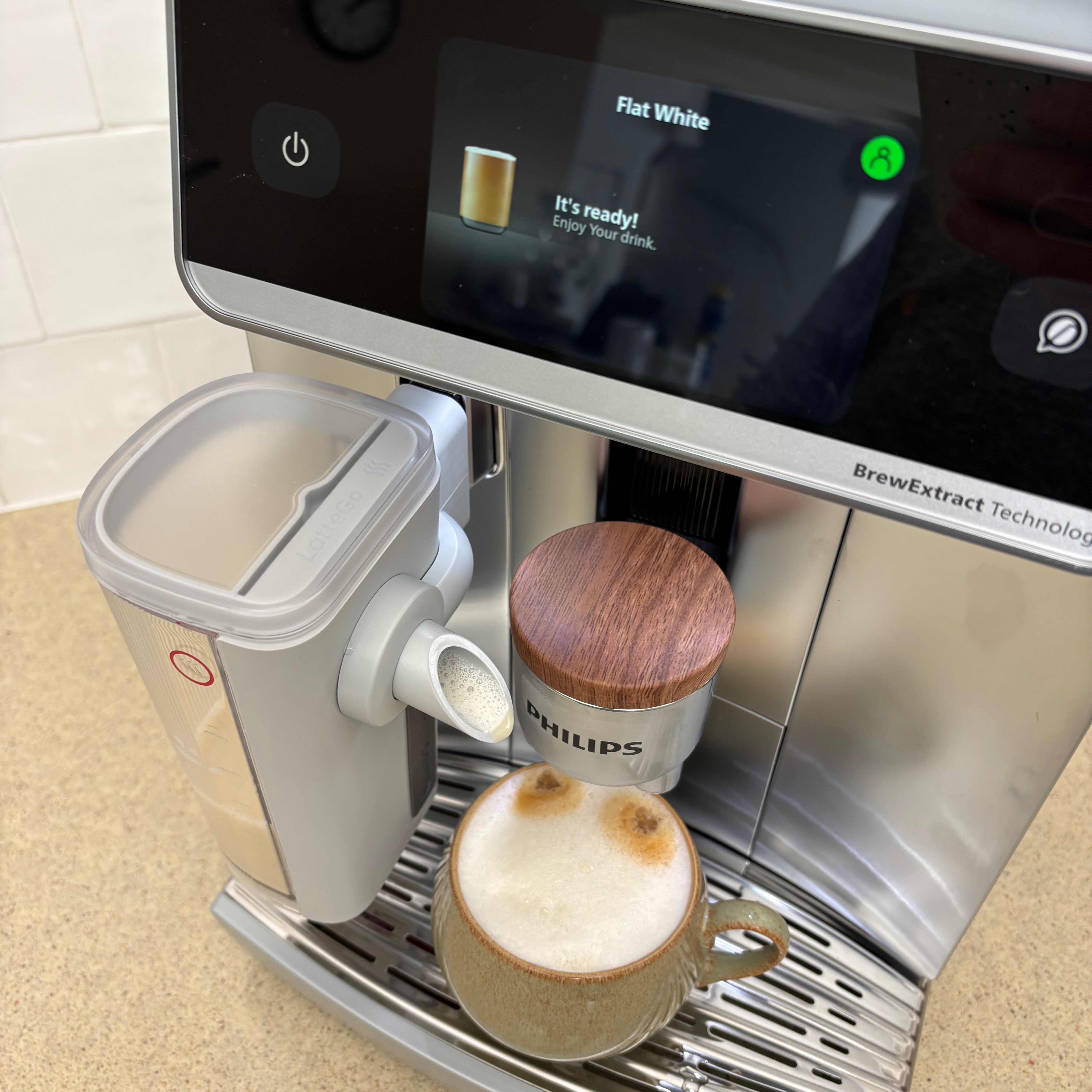 Testing the Philips Aromis coffee machine
