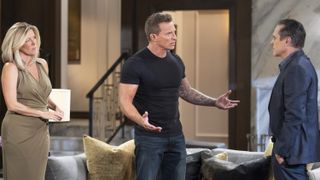 Laura Wright, Steve Burton and Maurice Benard as Carly, Jason and Sonny talking in General Hospital