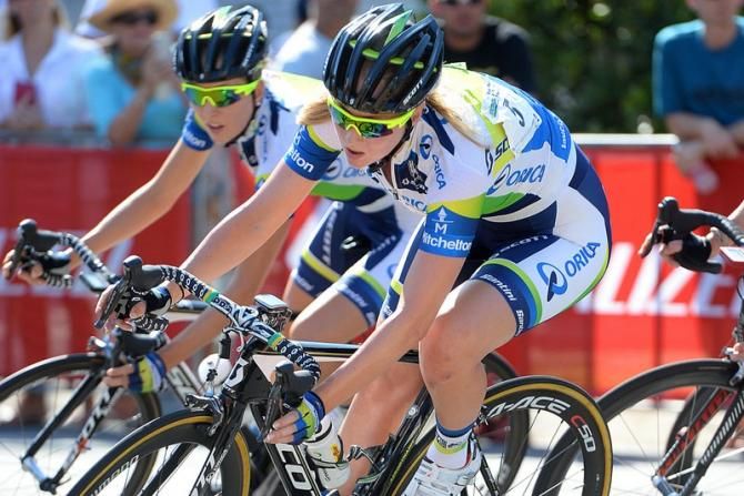 Gracie Elvin (Orica-AIS) negotiates one of the hairpin turns in the women's race.
