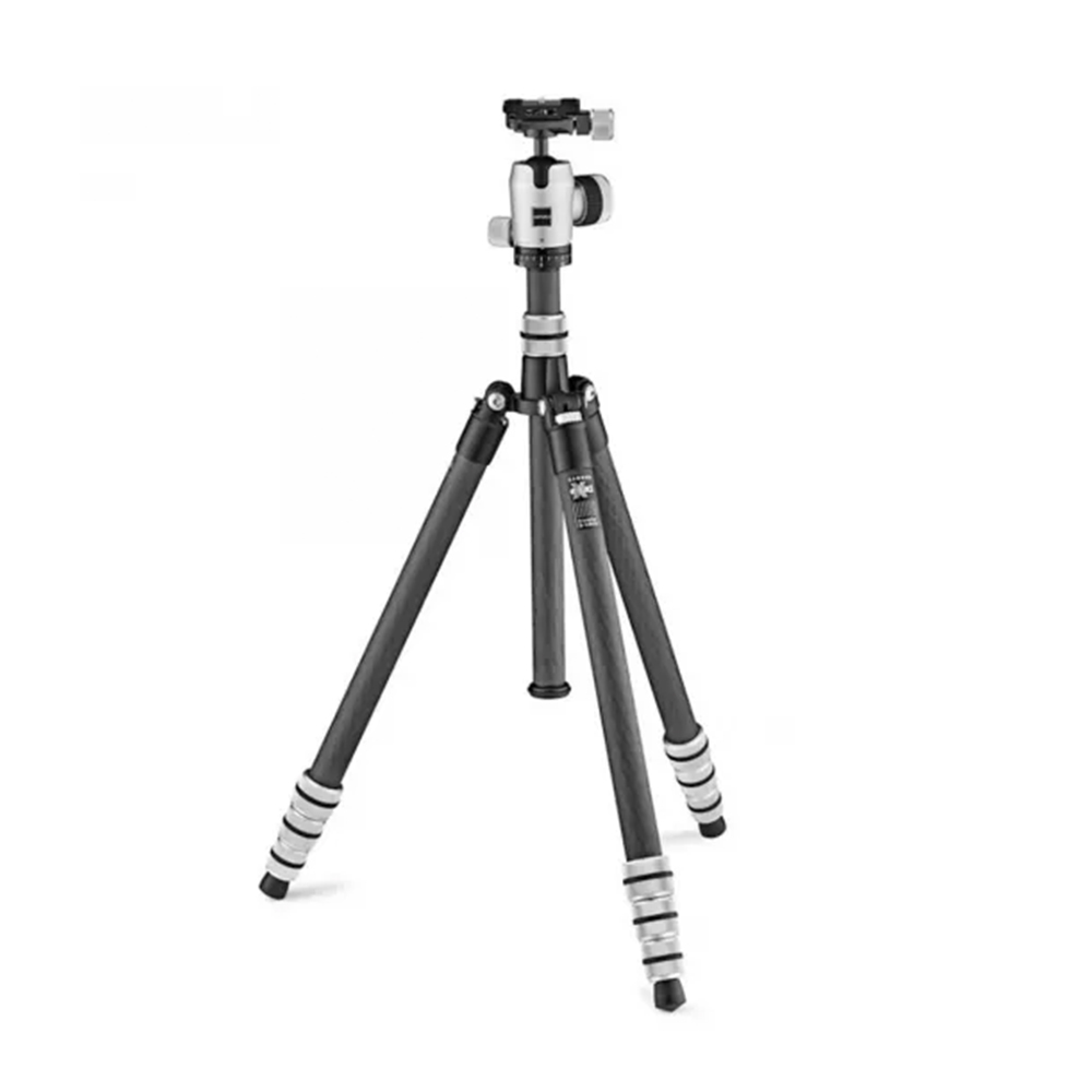 Gitzo Legende Traveller Tripod Kit on a white background