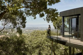 Terrace looking out to the view at Round House by Feldman architecture