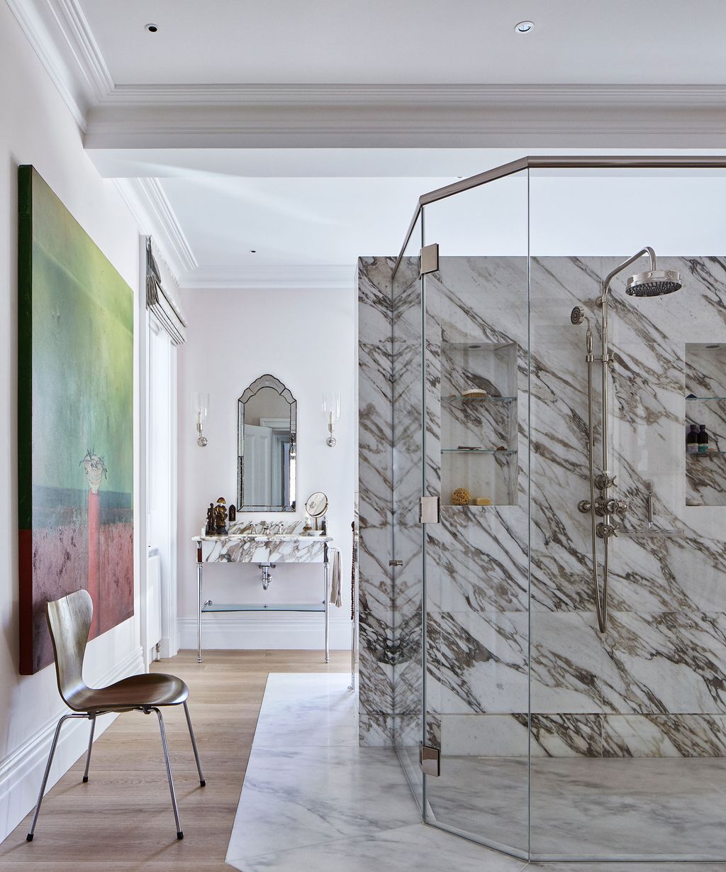 How to clean glass shower doors for a streakfree sparkle Homes