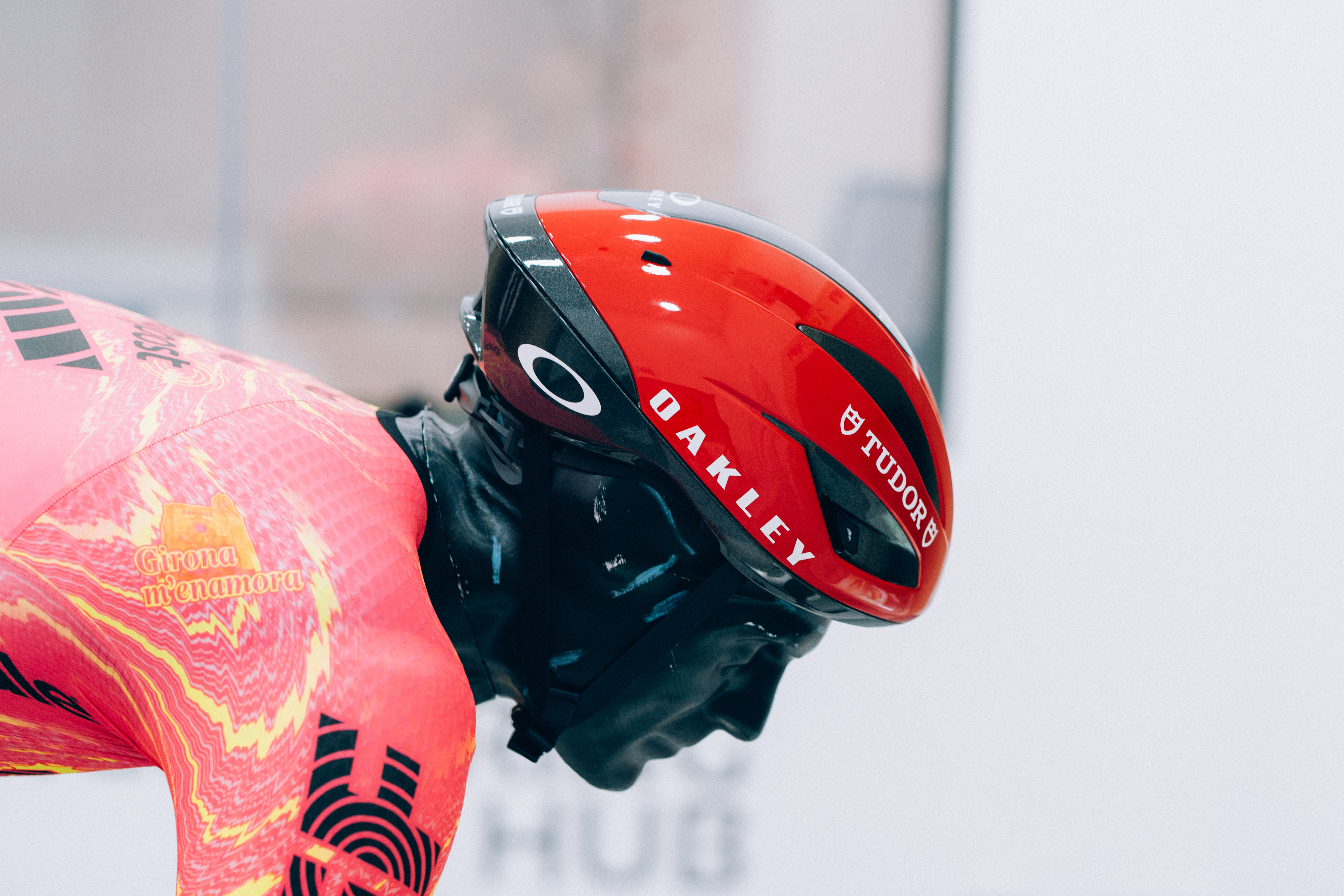 Oakley Velo Mach helmet